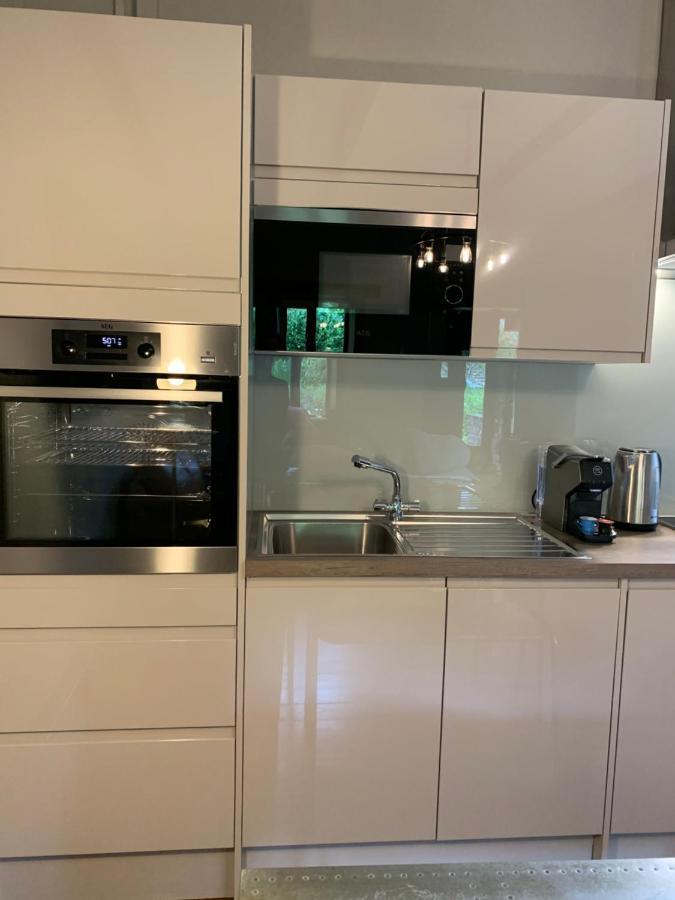 Ty Carreg Fach Staycation Cottage קארדיף מראה חיצוני תמונה